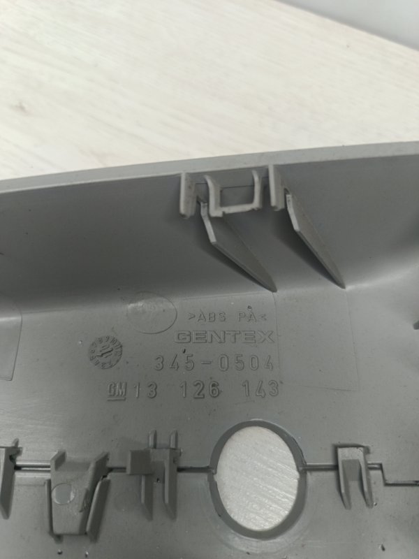 Накладка зеркала Opel Astra H 2010 седан 4дв. Z18XER 1.8