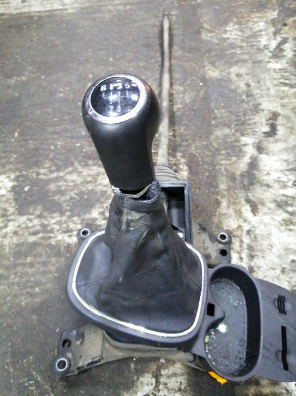 Ручка КПП Opel Corsa D 2008 хетчбэк 3-х дв. Z12XEP