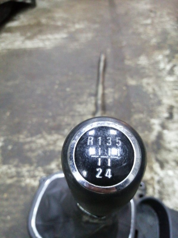 Ручка КПП Opel Corsa D 2008 хетчбэк 3-х дв. Z12XEP