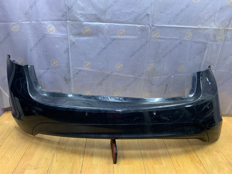 Бампер Opel Meriva B 2010 минивэн Задн.