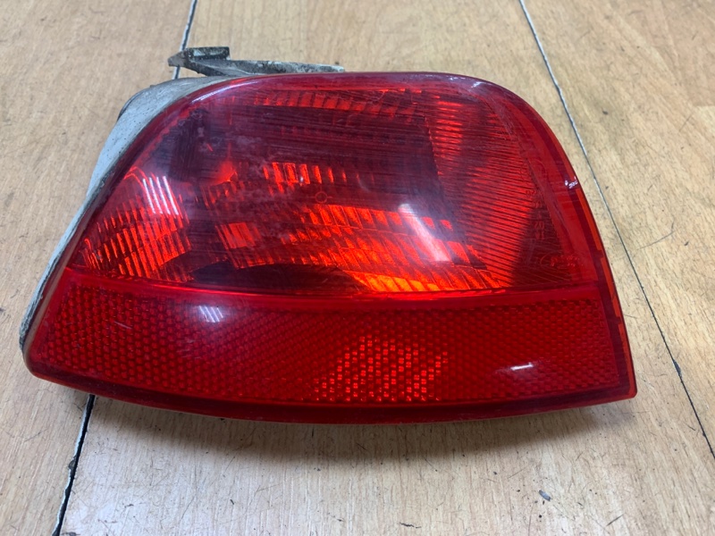 Фонарь противотуманный Ford Focus 1 2004 хетчбэк 5-ти дв. Задн. Прав.
