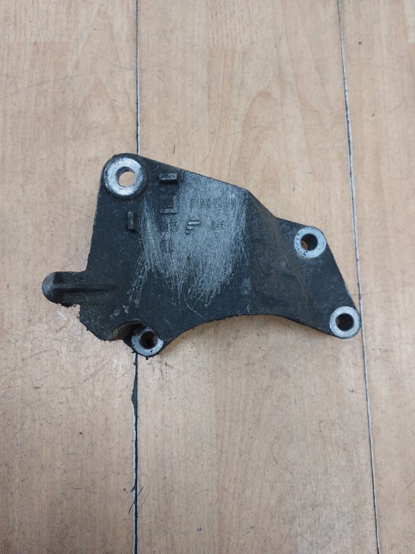 Кронштейн двигателя Opel Vectra C 2005 Z22YH Задн.