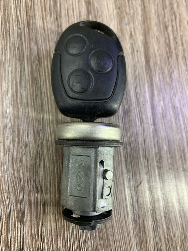 Замок зажигания Ford Fiesta 2001-2008