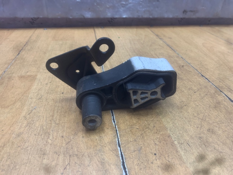Подушка КПП Ford Fiesta 2006 FUJA
