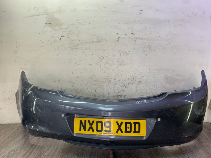Бампер Opel Insignia 2009 хетчбэк 5-ти дв. Задн.