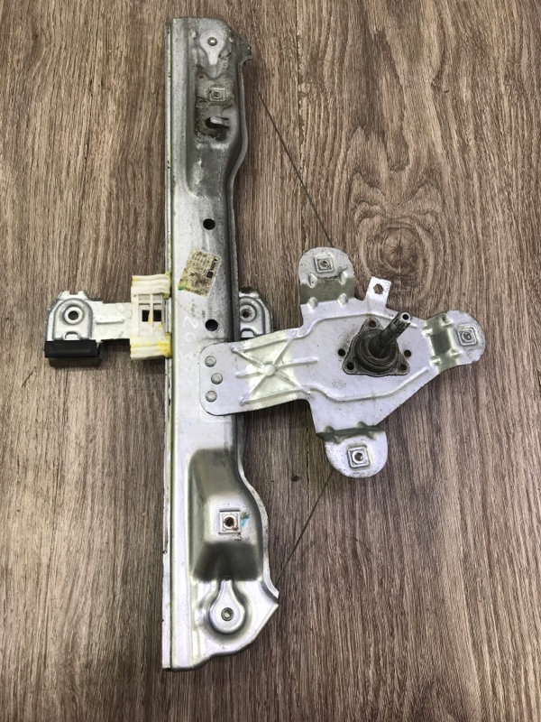 Стеклоподъемник Opel Meriva B 2011 минивэн Задн. Прав.